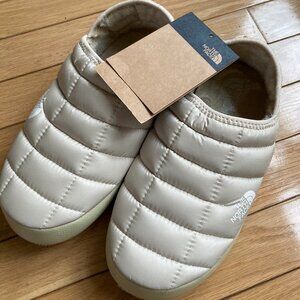 NWT North Face THERMOBALL™ Traction Mules V Slippers/Shoes, Women's 7